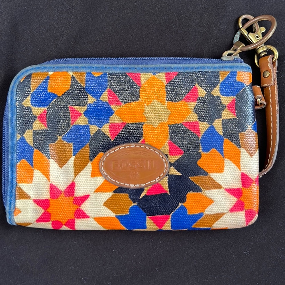 Fossil keychain wallet